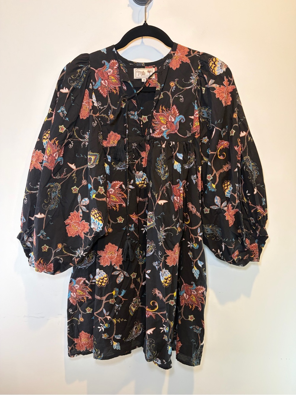 Millie Floral Puff-Sleeve‎ Mini Dress in Black